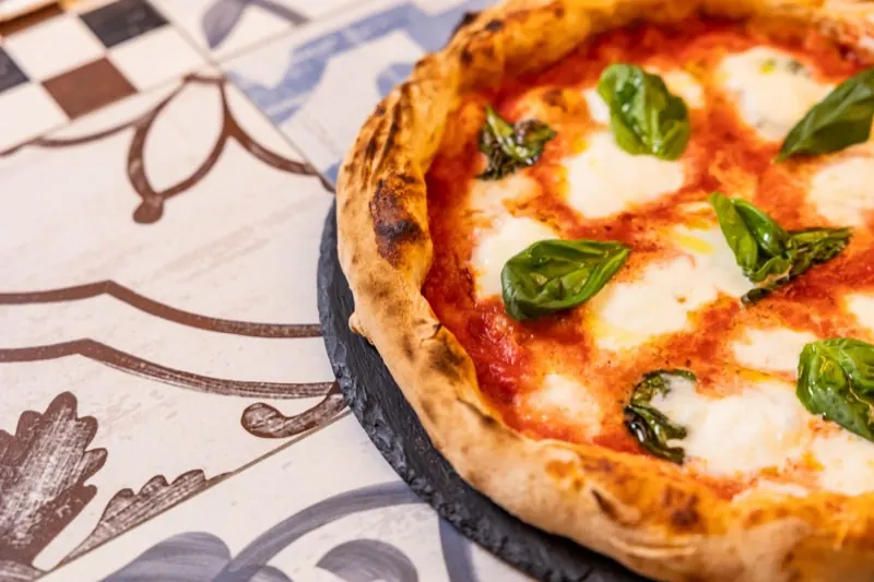 Margherita appena sfornata, da vicino